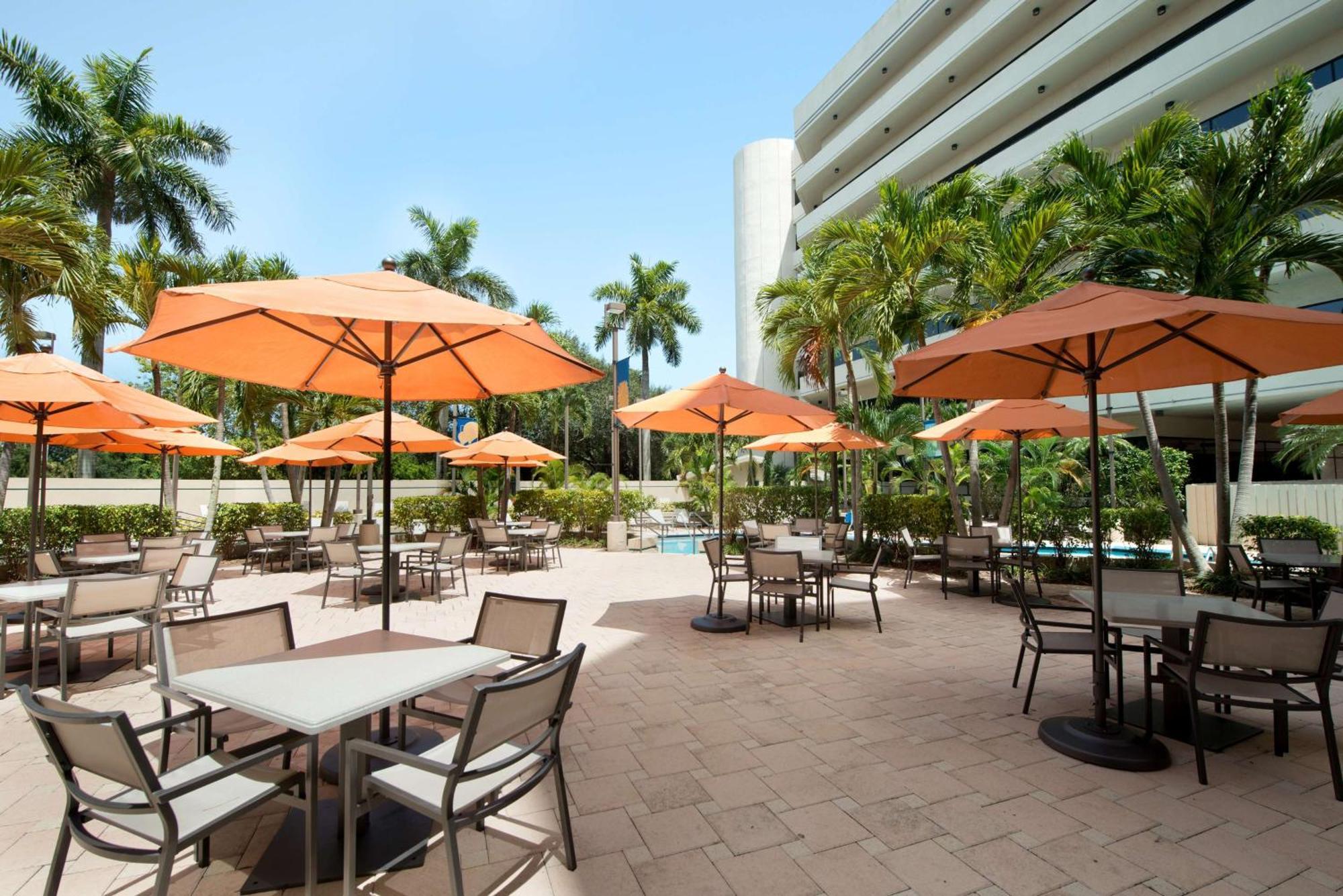 Embassy Suites Boca Raton Buitenkant foto
